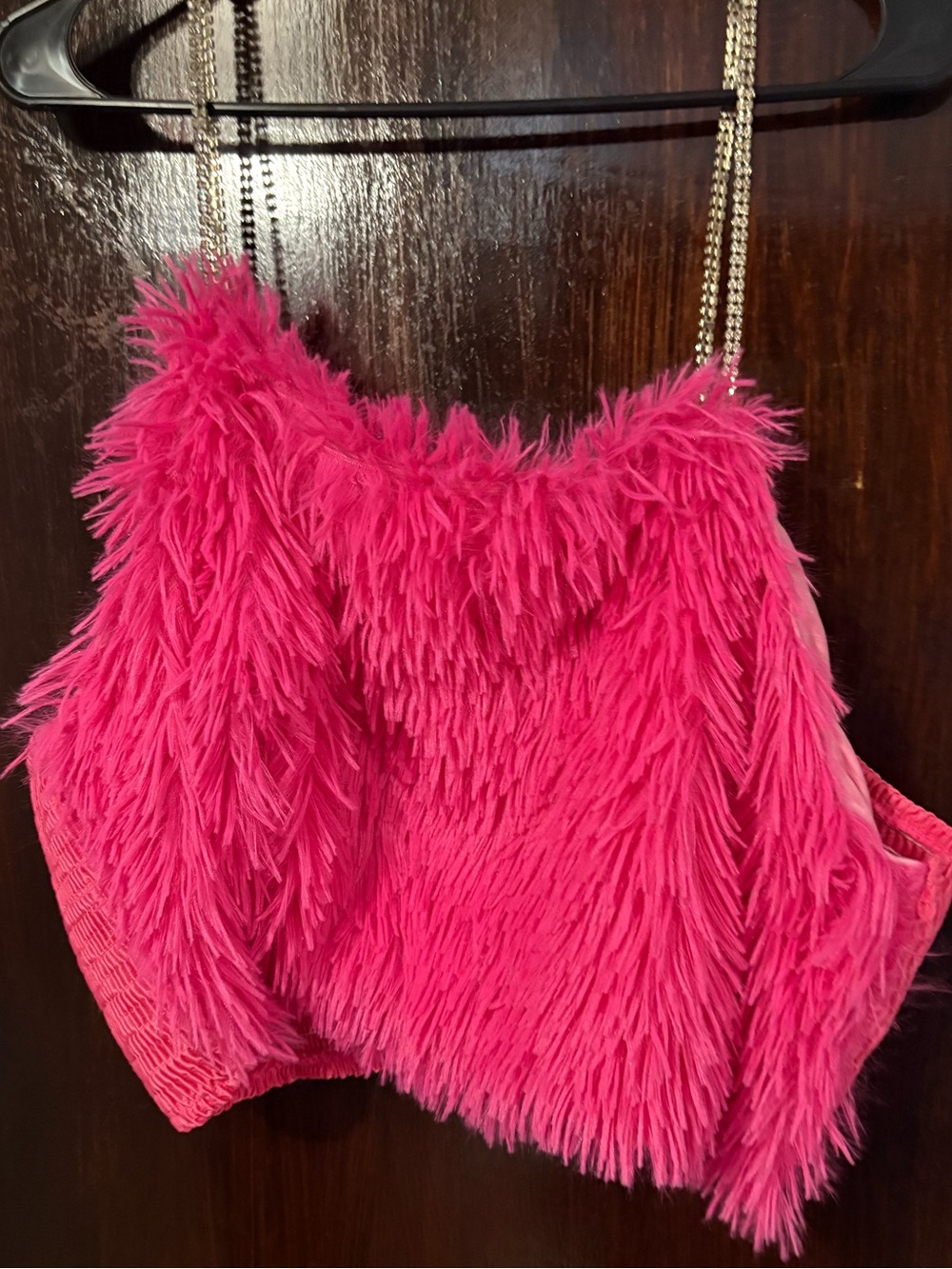 SHEIN Hot Pink Feather-Texture Crop Tank with Chain Straps. Size 32-34.